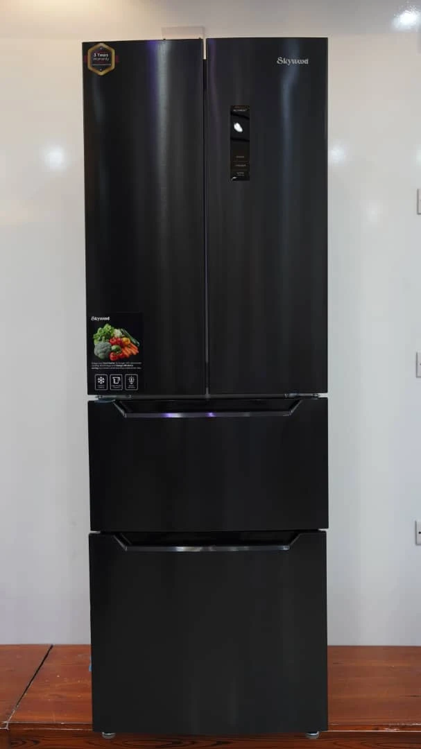 FRIDGE  320BL